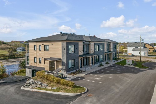 Stationnement - 3-41 Rue Bellevue, Saint-Anselme, QC - Outdoor