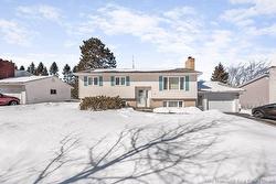 44 Glendalea CRES  Moncton, NB E1G 1J4