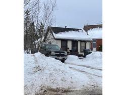 635 Van Norman Street  Thunder Bay, ON P7A 4G4