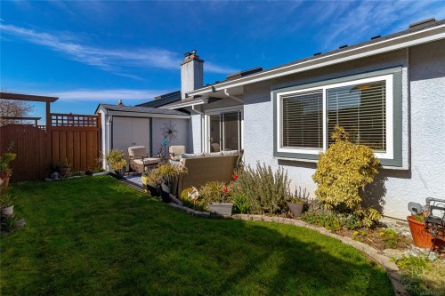 5-10084 Third St, Sidney, BC 