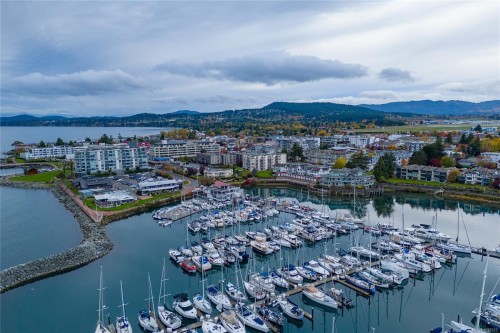 5-10084 Third St, Sidney, BC 