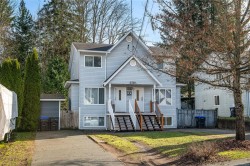 A-2320 Embleton Cres  Courtenay, BC V9N 8W9