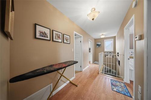 412 De La Morenie St, Winnipeg, MB 