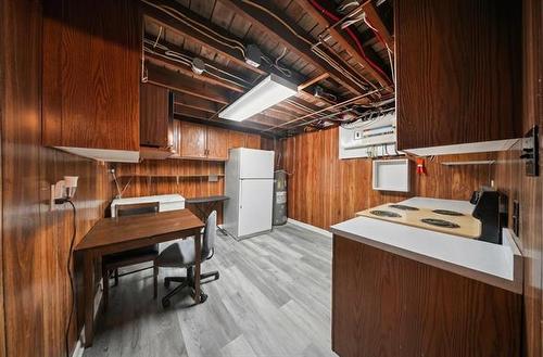 412 De La Morenie St, Winnipeg, MB 