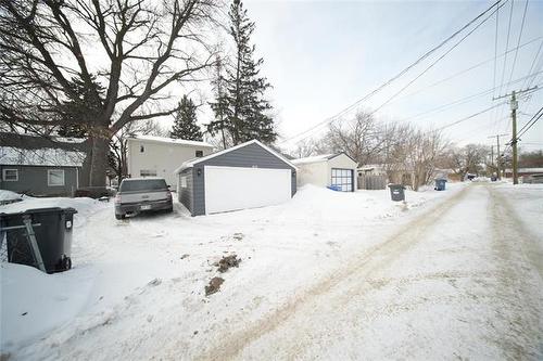 412 De La Morenie St, Winnipeg, MB 