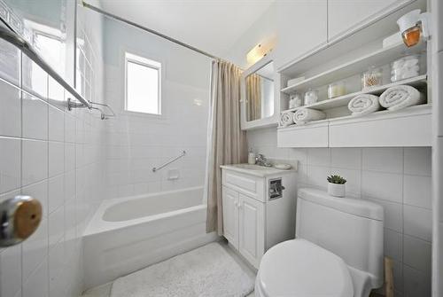 412 De La Morenie St, Winnipeg, MB 