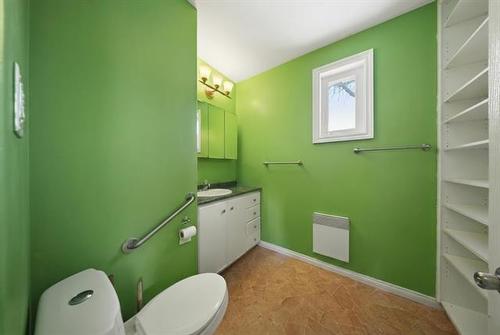 412 De La Morenie St, Winnipeg, MB 