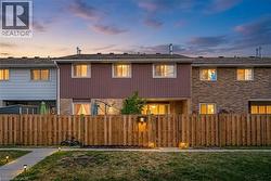 423 WESTWOOD Drive Unit# 44  Kitchener, ON N2M 5B5