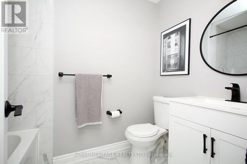 Main Floor Bathroom - 641 Deauville Court, Oshawa, ON - Indoor Photo Showing Bathroom
