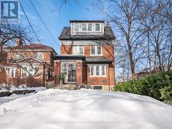 387 KENNEDY AVENUE  Toronto, ON M6P 3C5