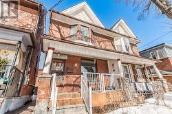 4 IRENE AVENUE  Toronto, ON M6G 1M6