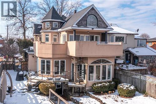 91 Mountain Park Avenue, Hamilton, ON - Outdoor With Deck Patio Veranda