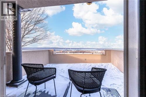 91 Mountain Park Avenue, Hamilton, ON - Outdoor With Deck Patio Veranda