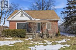 74 FREELTON Road  Hamilton, ON L8B 0Z3