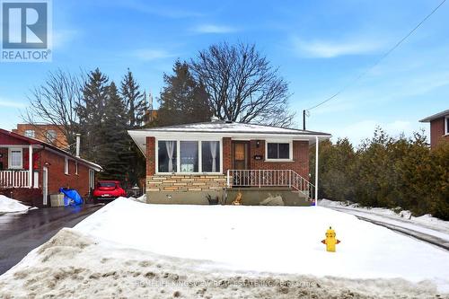 656 ATHOL STREET E  Oshawa, ON L1H 1M3