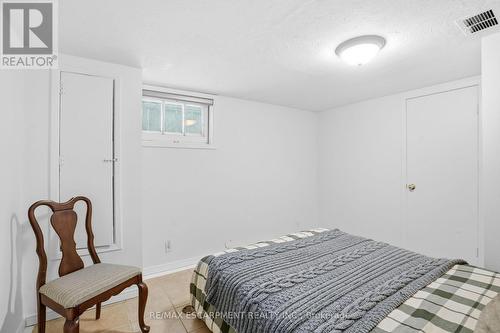 170 Dufferin Street, Hamilton, ON - Indoor Photo Showing Bedroom