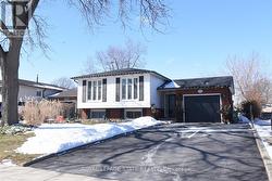 158 CLIFTON DOWNS ROAD  Hamilton, ON L9C 2P6