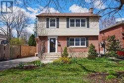 137 SOUTHERN DRIVE  Ottawa, ON K1S 0P7