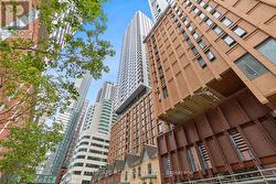 2009 - 8 WIDMER STREET  Toronto, ON M5V 0W6