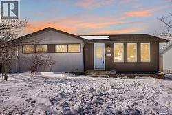 40 Richardson CRESCENT  Regina, SK S4S 4J3