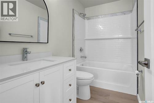 40 Richardson Crescent, Regina, SK 