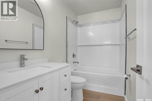 40 Richardson Crescent, Regina, SK 