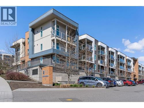 725 Academy Way Unit# 128  Kelowna, BC V1V 0B4