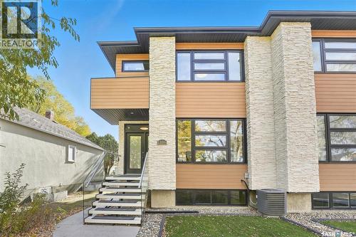 1106 7Th Street E, Saskatoon, SK - Outdoor