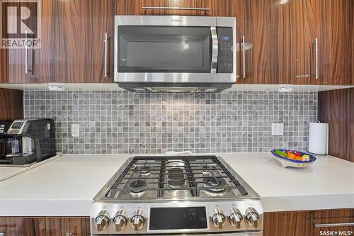 1106 7Th Street E, Saskatoon, SK - Indoor Photo Showing Kitchen