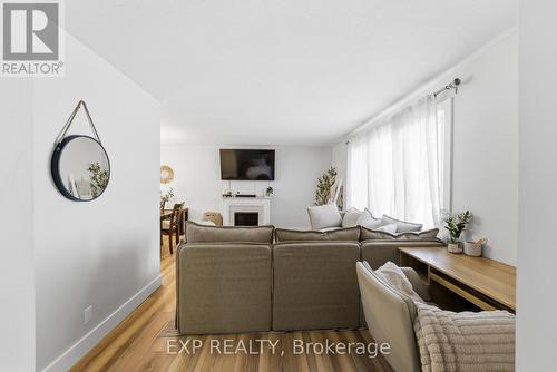 67 Leland Drive, Belleville (Belleville Ward), ON - Indoor With Fireplace