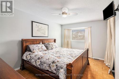Primary bedroom - 6349 St Louis Drive, Ottawa, ON - Indoor Photo Showing Bedroom