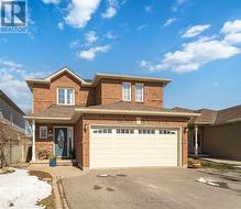 49 FOXTROT DRIVE  Hamilton (Stoney Creek Mountain), ON L8J 3T5