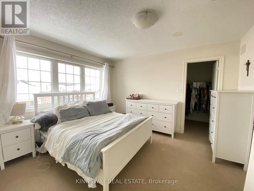 14 Mcdevitt Lane, Caledon, ON - Indoor Photo Showing Bedroom