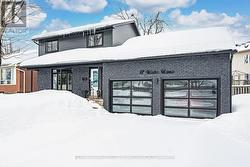 17 WALKER AVENUE Orillia, ON L3V 6G8