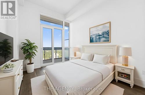 4506 - 39 Roehampton Avenue, Toronto, ON - Indoor Photo Showing Bedroom
