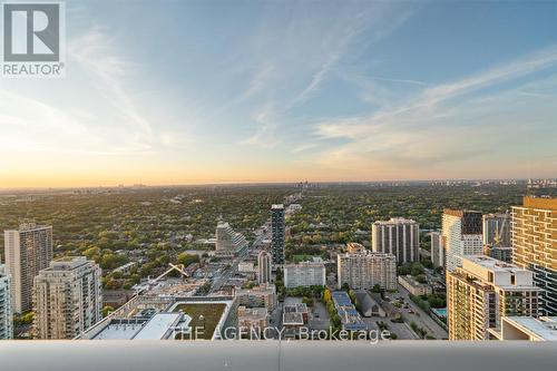 4506 - 39 Roehampton Avenue, Toronto, ON - Outdoor With View