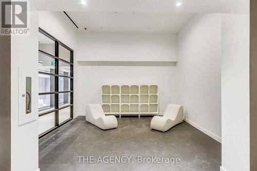 4506 - 39 Roehampton Avenue, Toronto, ON - Indoor Photo Showing Other Room