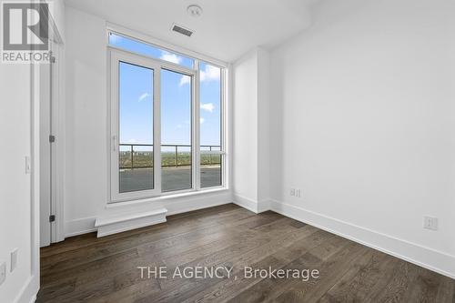 4506 - 39 Roehampton Avenue, Toronto, ON - Indoor Photo Showing Other Room