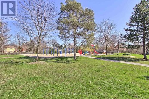 5 Penwick Crescent, Richmond Hill, ON - Outdoor