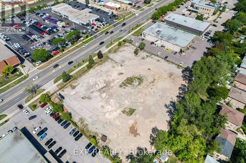 2362 Fairview Street, Burlington, ON 