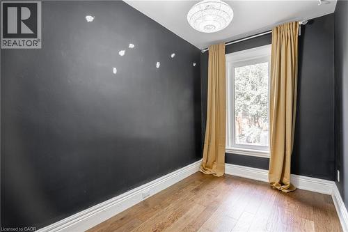 11 Lorne Avenue, Hamilton, ON - Indoor Photo Showing Other Room