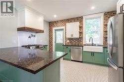 11 LORNE Avenue  Hamilton, ON L8M 2X5