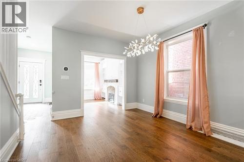 11 Lorne Avenue, Hamilton, ON - Indoor Photo Showing Other Room