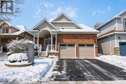 16 CODY AVENUE  Whitby, ON L1M 1K8