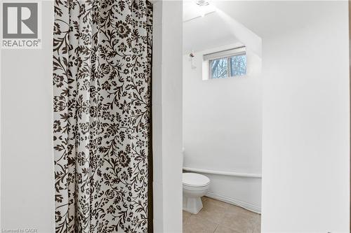 170 Dufferin Street, Hamilton, ON - Indoor Photo Showing Bathroom