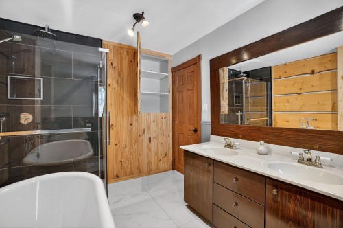 Salle de bains - 1705 Ch. Du Fer-À-Cheval, Prévost, QC - Indoor Photo Showing Bathroom