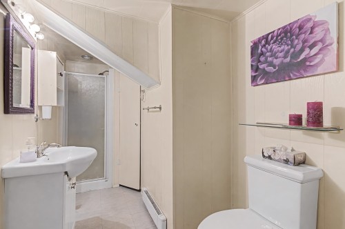 Salle de bains - 682 Rue Alexander, Beloeil, QC - Indoor Photo Showing Other Room