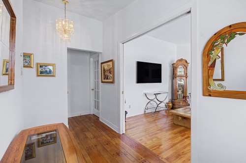 Hall d'entrée/Vestibule - 682 Rue Alexander, Beloeil, QC - Indoor Photo Showing Other Room