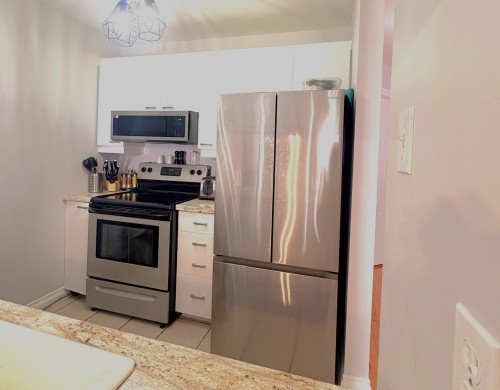 Cuisine - 201-95 Rue Pierre-Laporte, Saint-Eustache, QC - Indoor Photo Showing Kitchen