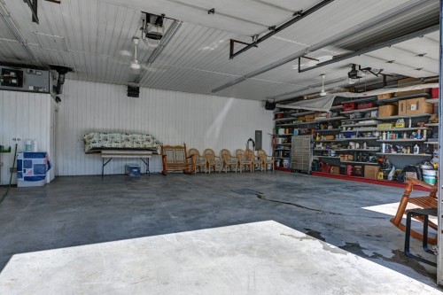 Garage - 1660  - 1662 Rue Principale, Saint-Cuthbert, QC - Indoor Photo Showing Garage